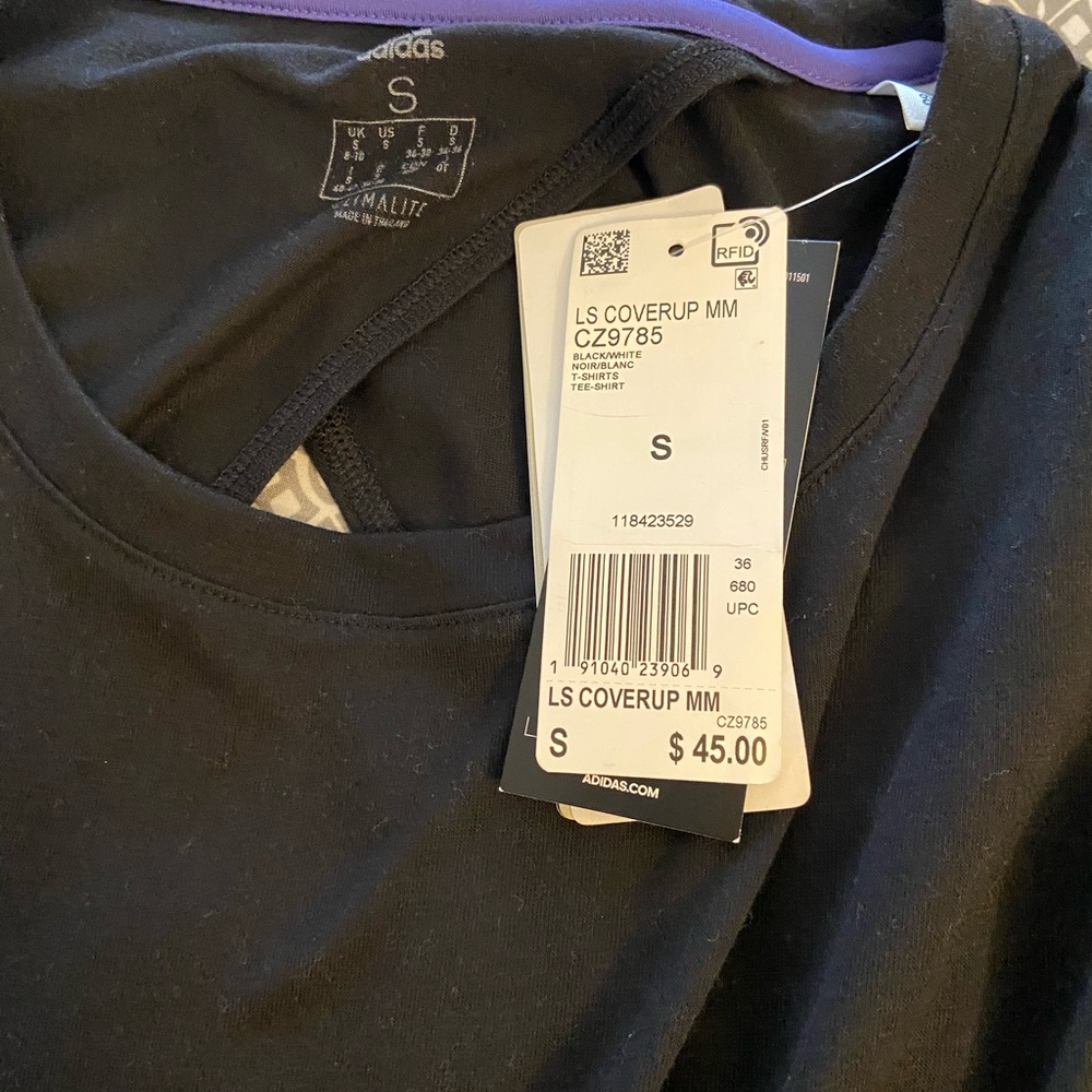 Adidas top